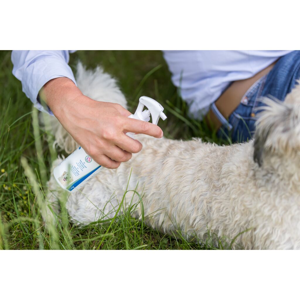 Floh- und Zeckenschutz-Spray-Pfoten Feinstes
