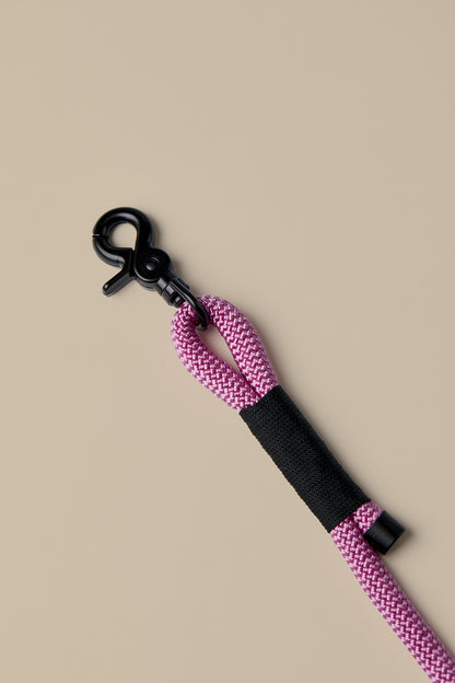  Hundeleine in Rosa und Schwarz – elegante Premium-Leine für mittelgroße und große Hunde, handgefertigt in Österreich